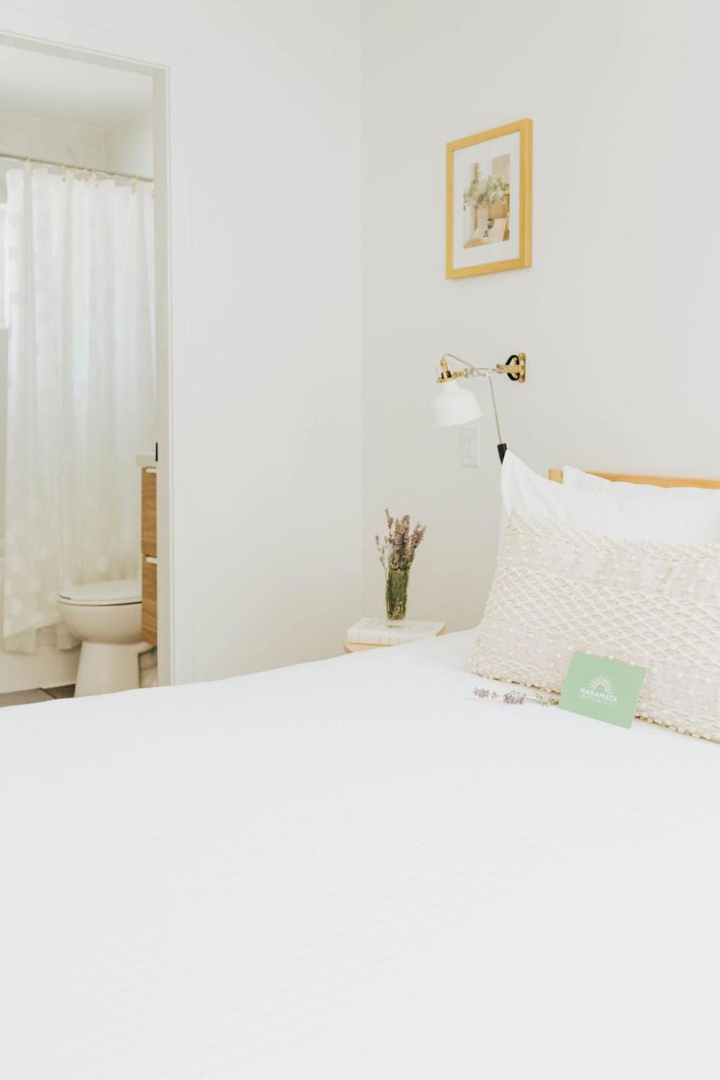 Naramata Courtyard Suites Dış mekan fotoğraf