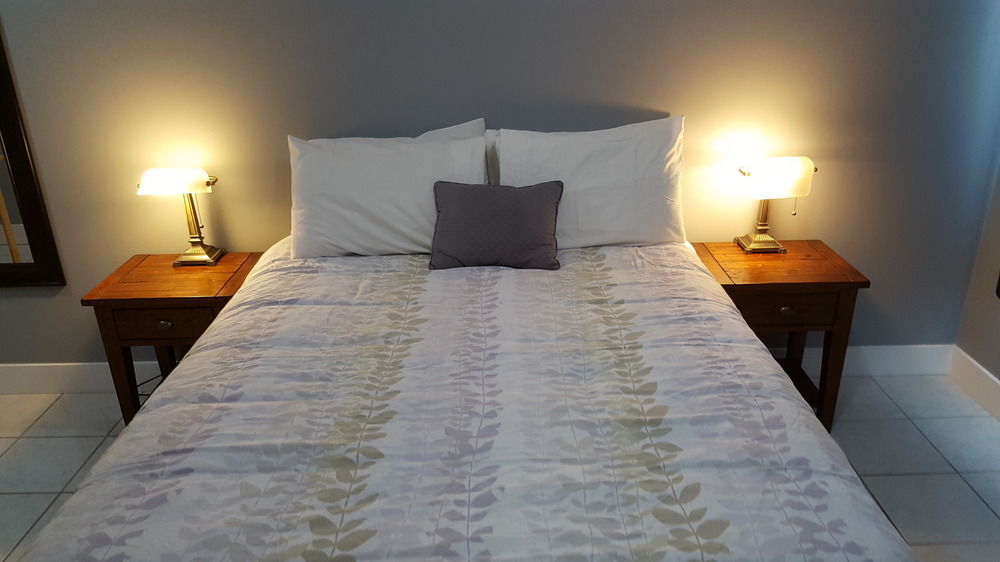 Naramata Courtyard Suites Dış mekan fotoğraf