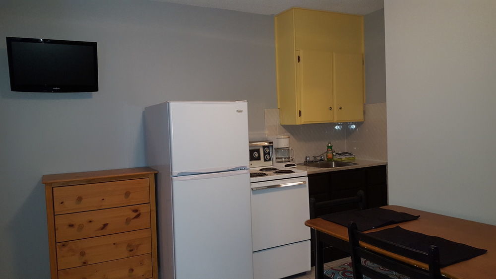 Naramata Courtyard Suites Dış mekan fotoğraf