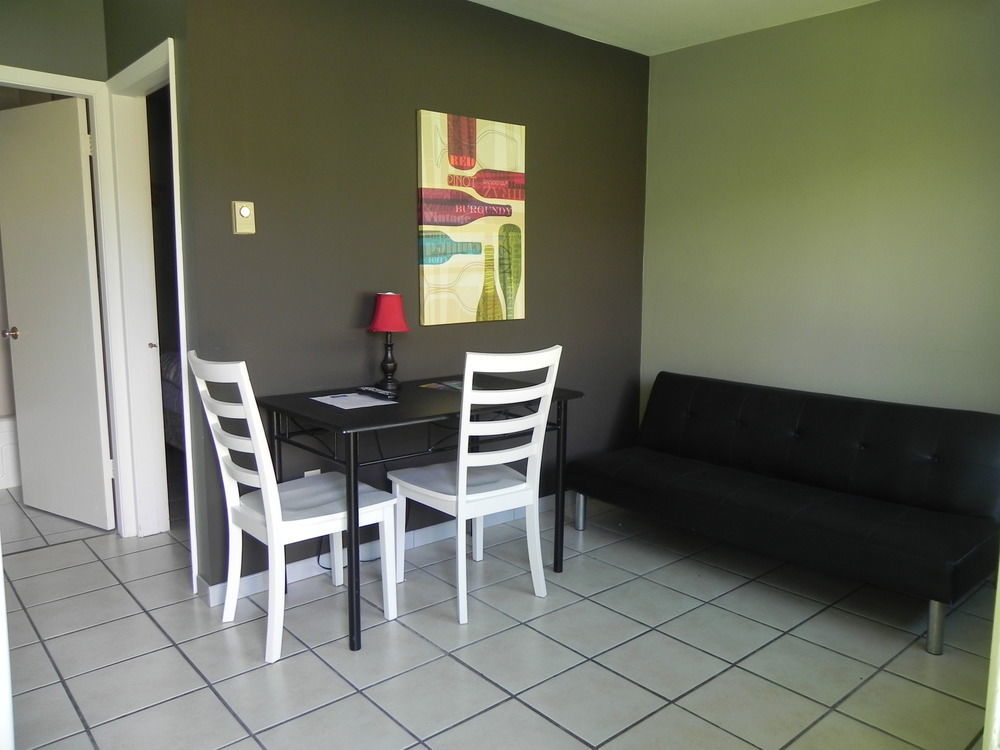 Naramata Courtyard Suites Dış mekan fotoğraf