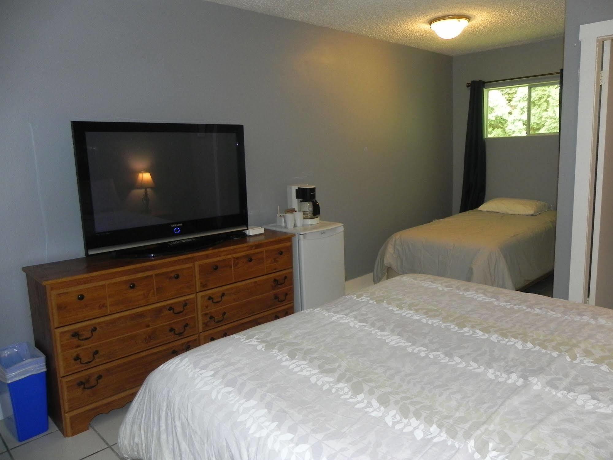Naramata Courtyard Suites Dış mekan fotoğraf