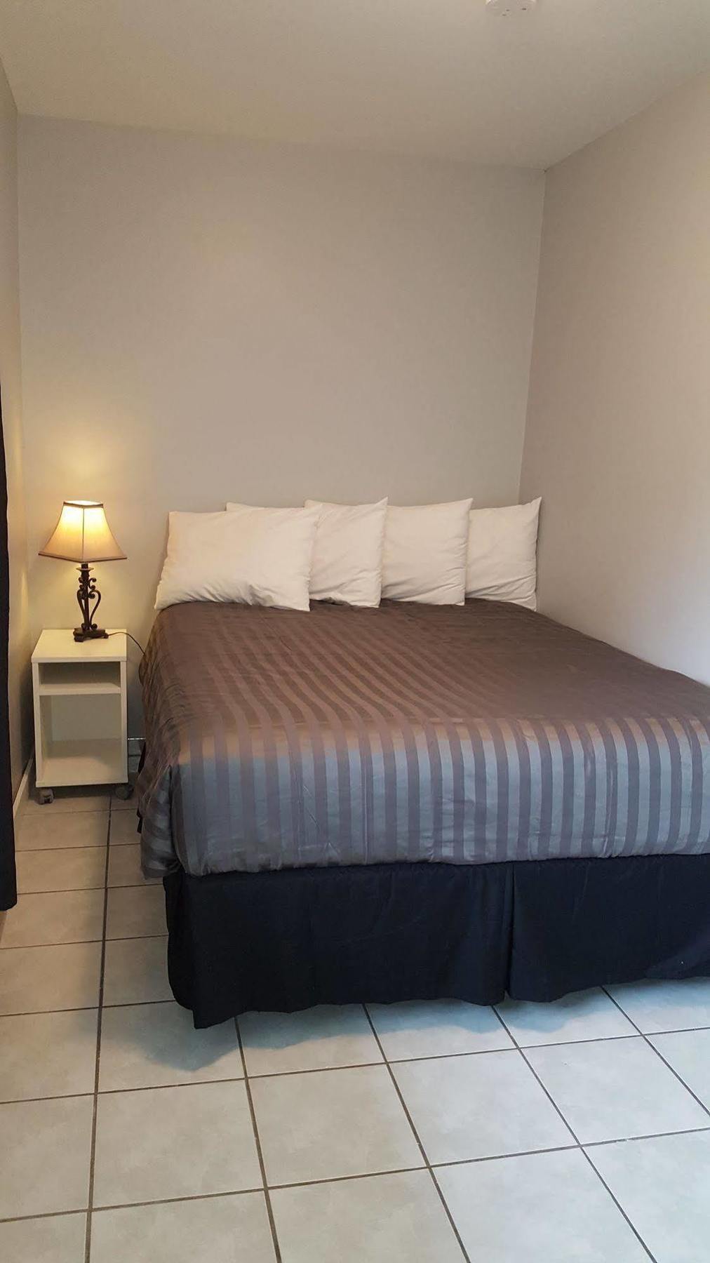 Naramata Courtyard Suites Dış mekan fotoğraf