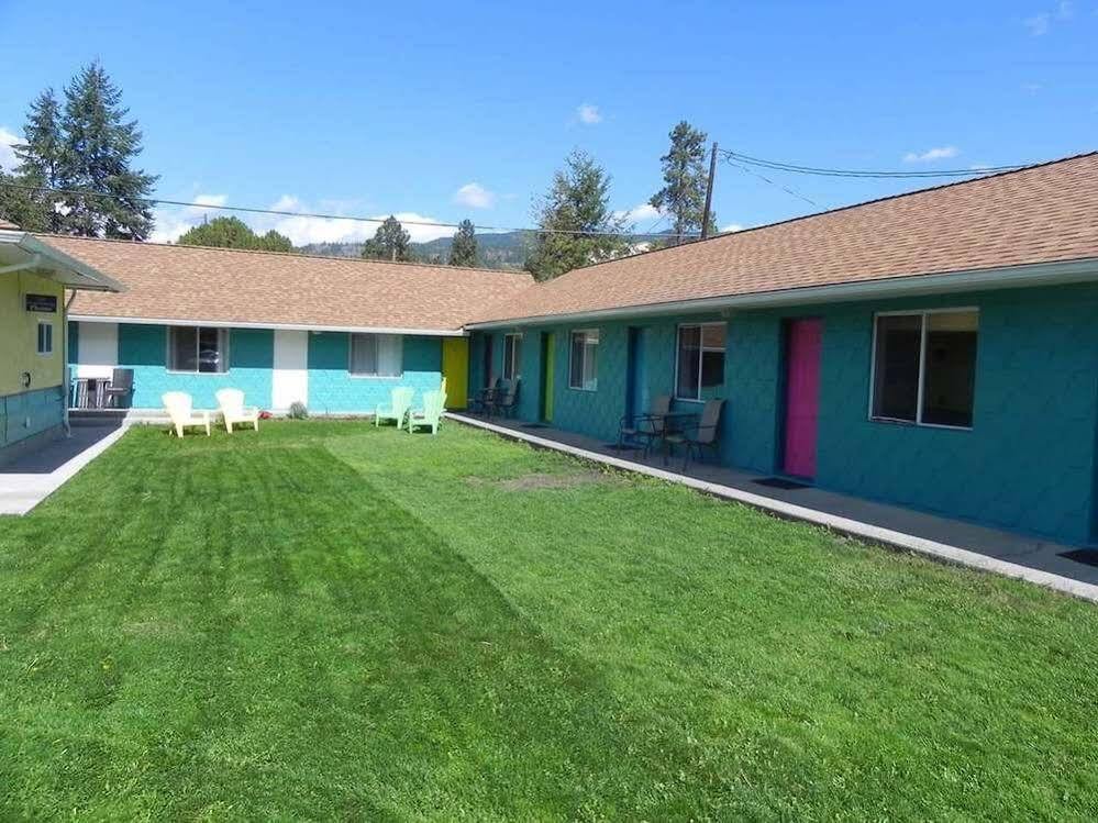 Naramata Courtyard Suites Dış mekan fotoğraf
